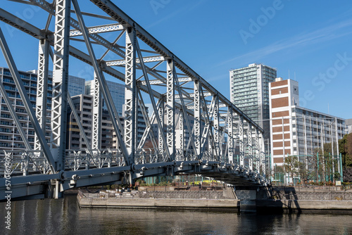 東京品川　運河と橋の風景