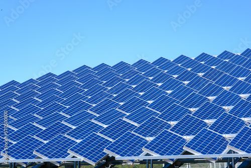 可動式　太陽光発電