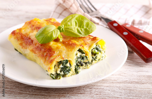 Ricotta and spinach filling cannelloni photo