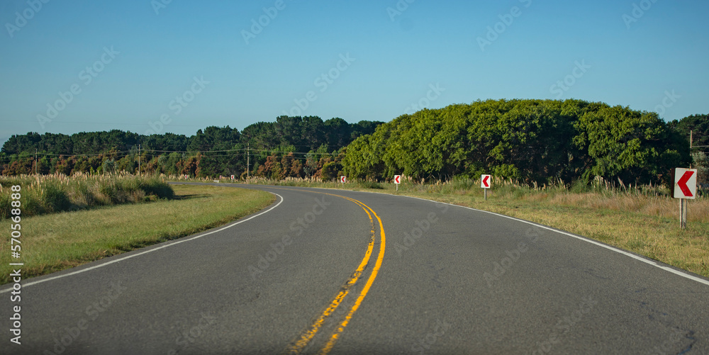 Obraz premium Carretera de la Costa Atlántica Argentina