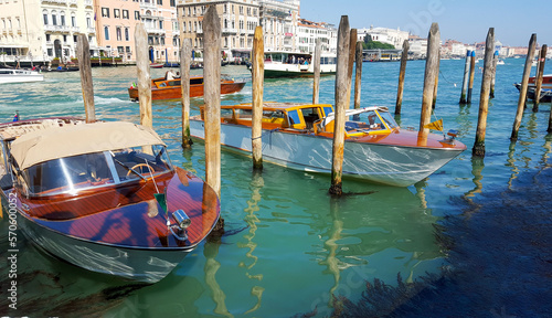 Boats on Grand Canal (ID: 570600052)