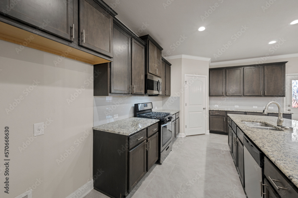 White kitchen White kitchen
