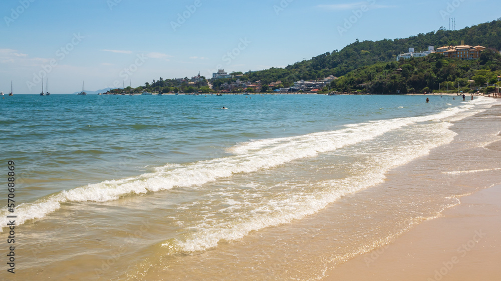 litoral da praia de  jurere florianópolis santa catarina brasil jurerê internacional