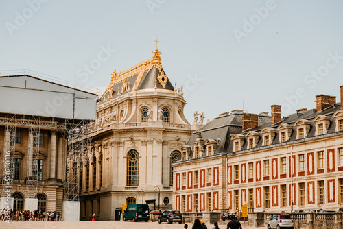 chateau de versailles in paris france pariz park nature fountain photo