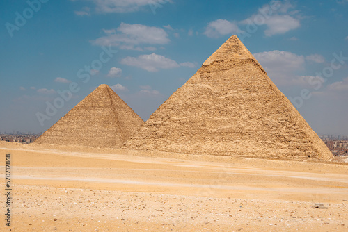 pyramid of giza