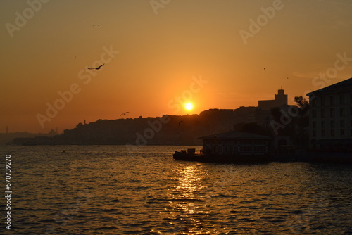 Canvas Print evening in istanbul