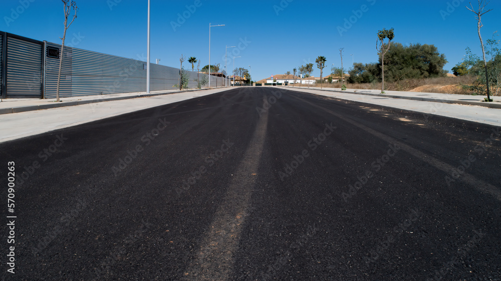 Carretera nueva asfaltada, recursos