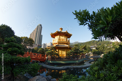 Buddhist temple in Hong Kong with skyscrapers in the background