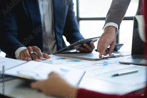 Wallpaper Mural Asian entrepreneurs and businessmen meet in the office for business planning and financial budgets and assess investment risks To analyze customer groups to increase the growth of the company. Torontodigital.ca