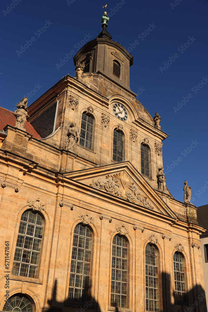 Bayreuth; Portal der Spitalkirche an der Maximilianstraße