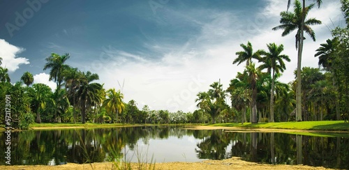 Fototapeta Naklejka Na Ścianę i Meble -  lake coral gables Miami Florida