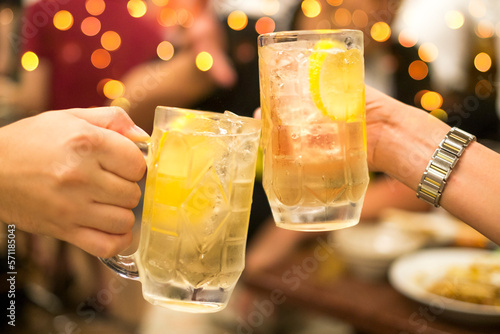 Photos ハイボールで乾杯