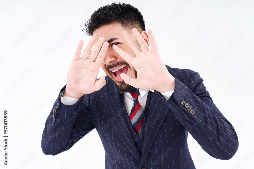 拒絶のポーズをするスーツ姿の男性 Stock Photo | Adobe Stock