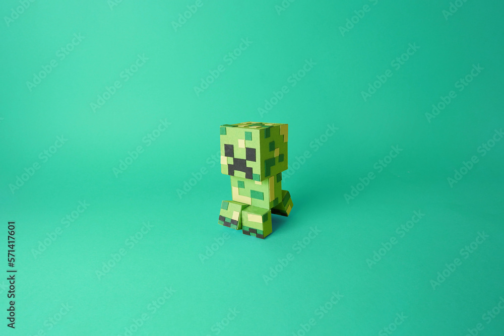 Creeper - Printable Minecraft Creeper Papercraft Template
