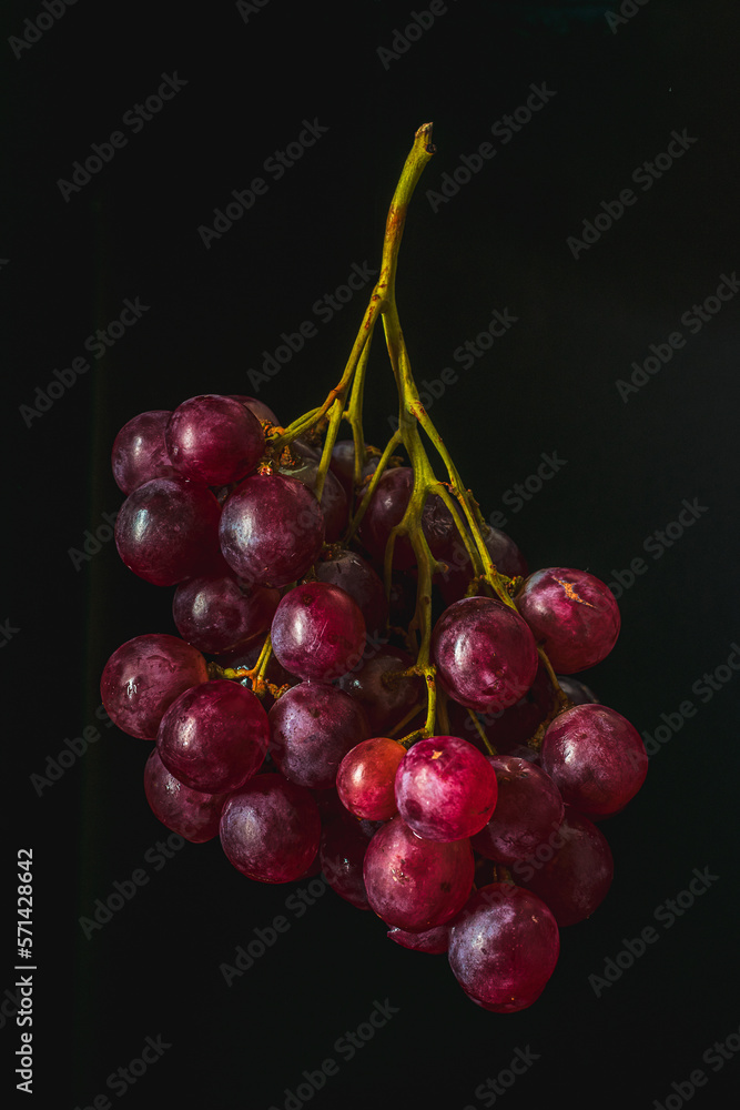 Fototapeta premium red grapes