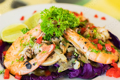 platillo de camarones