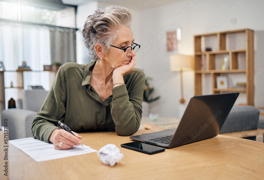 Focus, planning and senior woman on laptop writing, work from home budget or financial strategy. Person thinking, reading debt and pension document or insurance paperwork, taxes or finance investment - obrazy, fototapety, plakaty 