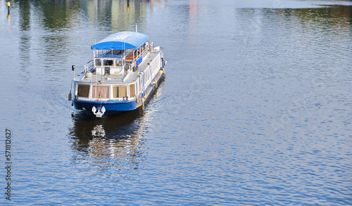 summer river cruise boat navigation romantic old city journey