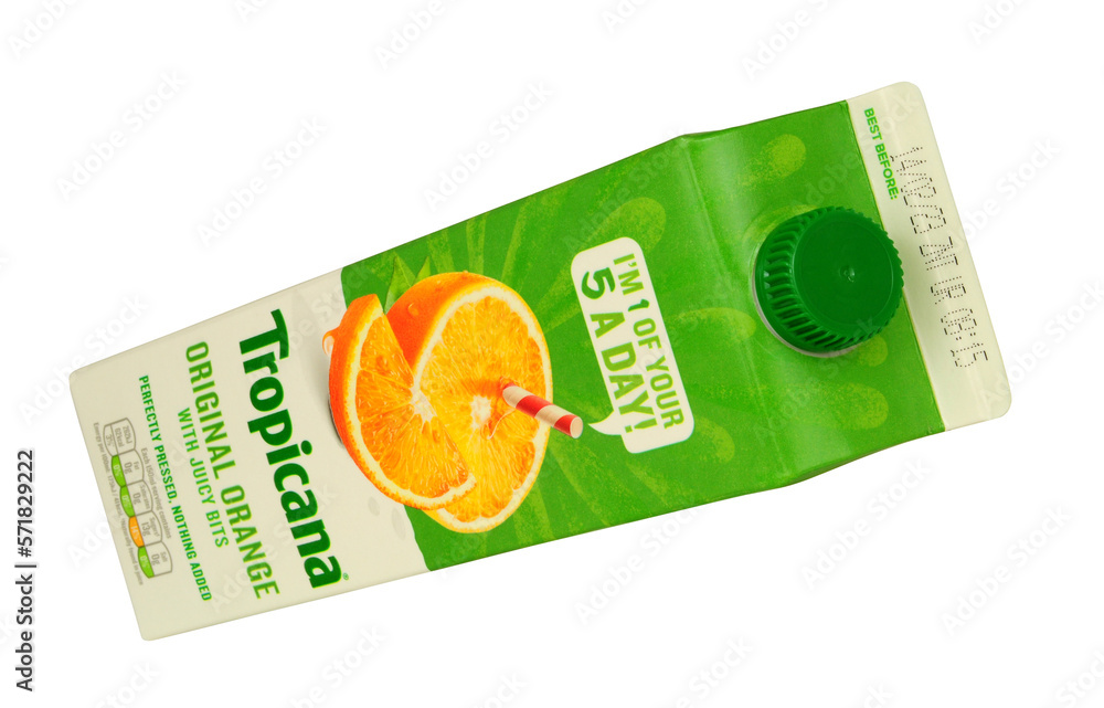 Tropicana original orange juice with juicy bits in a 900ml carton Stock