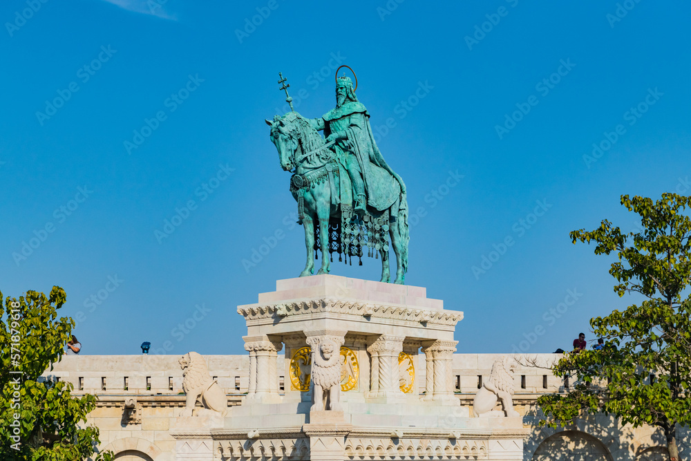 Fototapeta premium King Saint Stephen statue, Budapest, Hungary