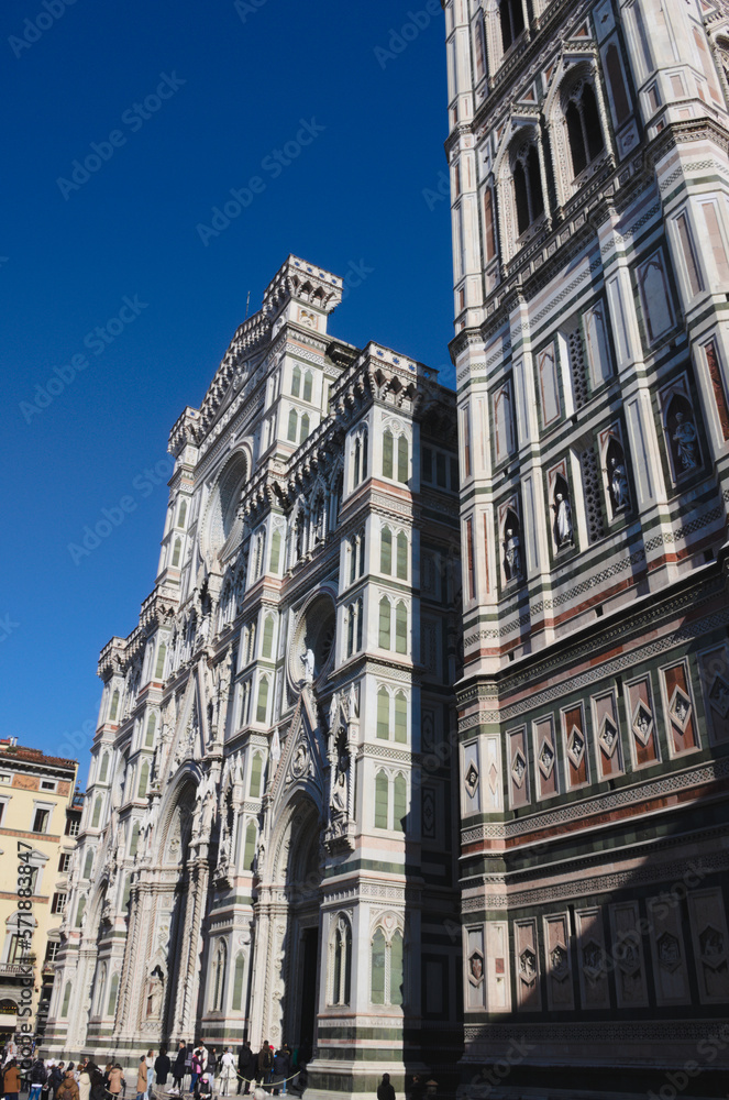 Fototapeta premium Florence Cathedral of Saint Mary of the Flower (Italian: Duomo o Cattedrale di Santa Maria del Fiore), Italy