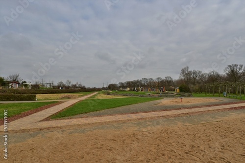 Gehweg Neulandpark Leverkusen