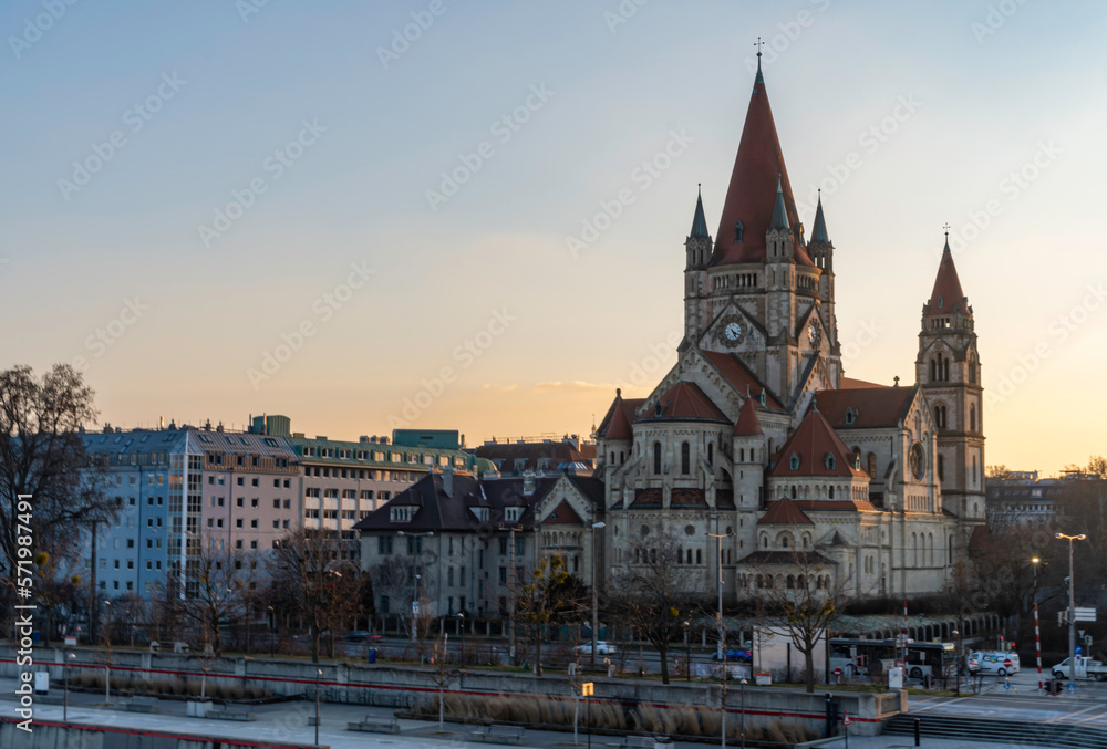 Church St. Francis of Assisi in the evening. St. Francis of Assisi Church (Kirche zum Heiligen Franz von Assisi), is a Basilica-style Catholic church in Vienna, Austria. Built between 1898 and 1910.