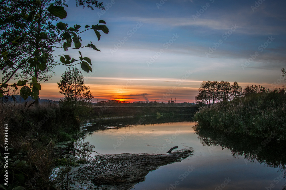 Obraz premium Meadow and river Goryn are located in Ukraine, Rivne region.
