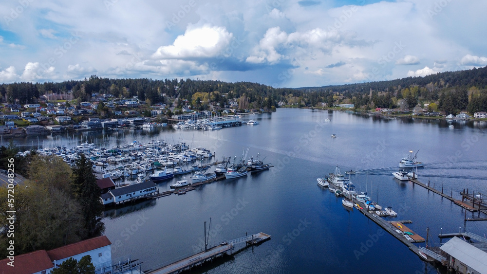 Fototapeta premium Beautiful day in Gig Harbor, Washington, USA