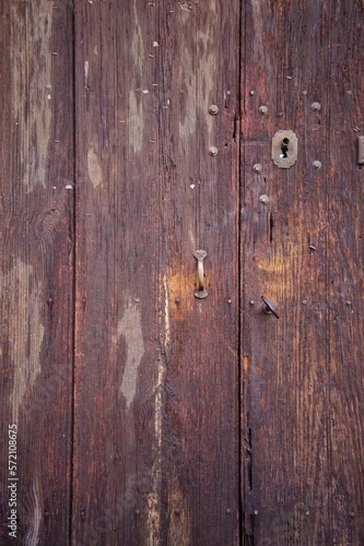 Puerta de madera.  © oscar