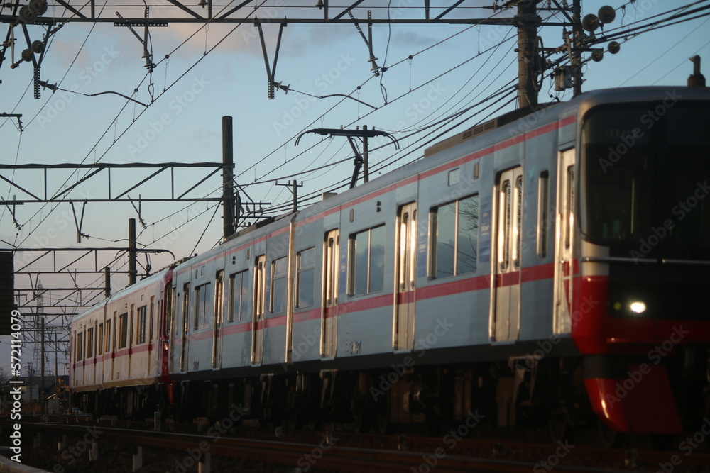 青空と名鉄電車