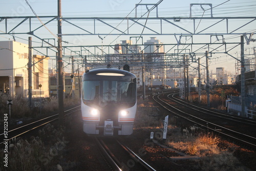愛知を走る特急列車
