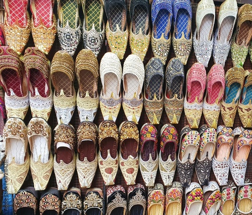 Shoes in souk © Yu