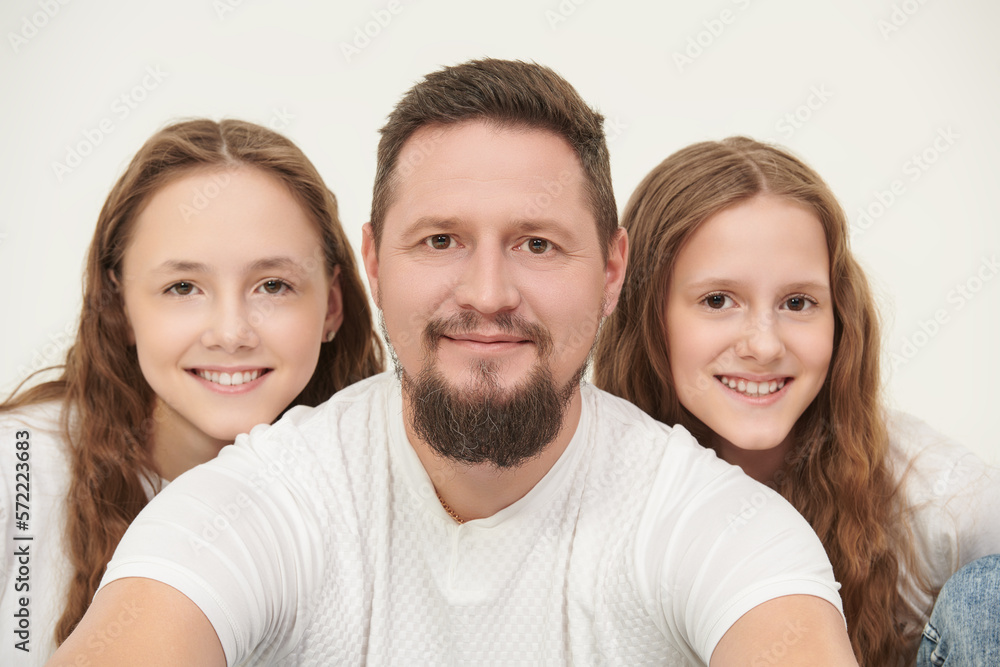 father with daughters father with daughters