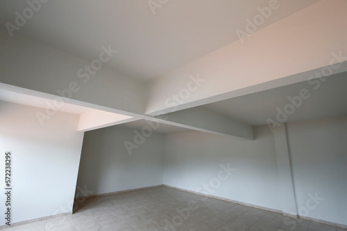 internal view of empty and available room