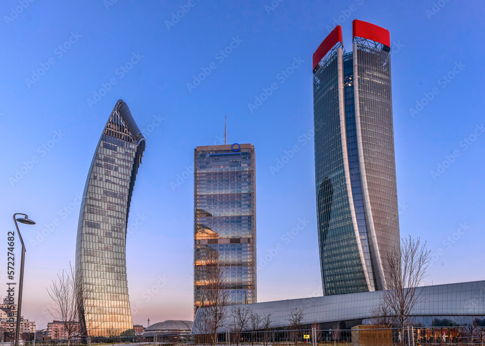 Naklejka premium mgrattecieli di milano