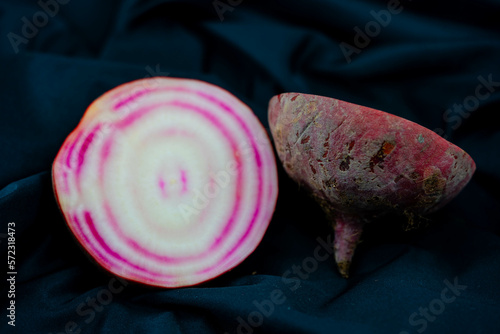 frisches Wurzelgemüse aus dem eigenen Garten