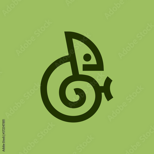 Chameleon simple line icon logo vector design. Chameleon reptile vector in abstract outline Illustration
