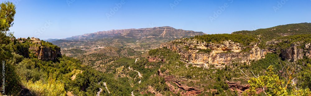 Panoramic photograph of the location of the town of Siurana, on top of the mountain, Tarragona, Spain