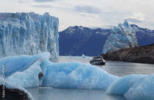 perito moreno glacier country