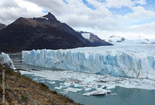 Wallpaper Mural perito moreno glacier country Torontodigital.ca