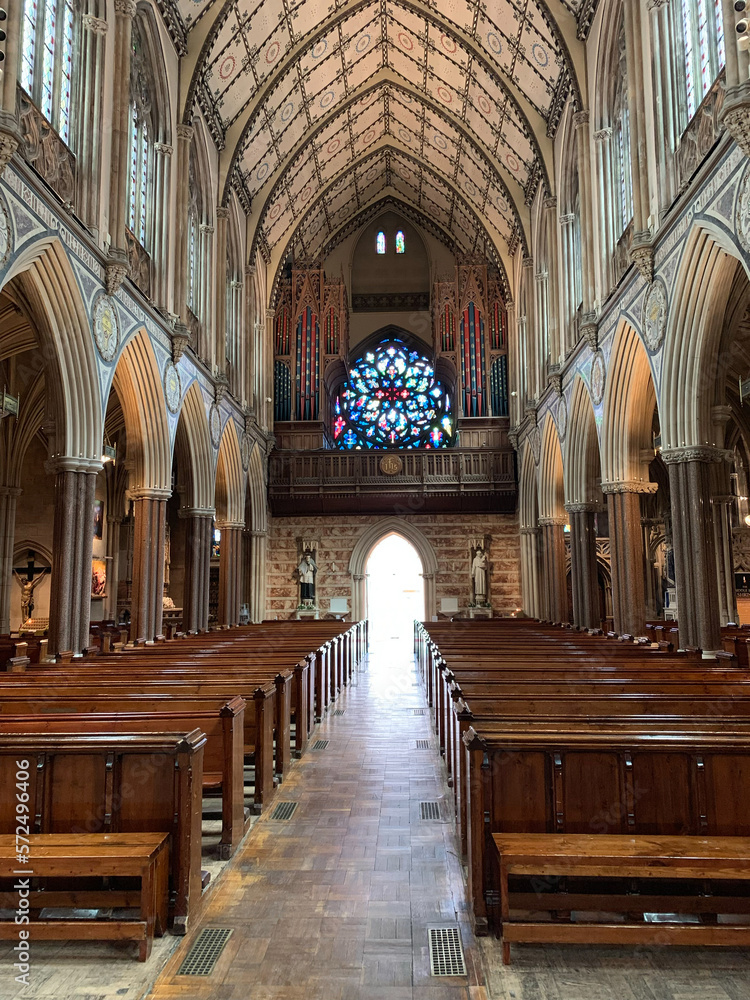 Fototapeta premium interior of church in London 