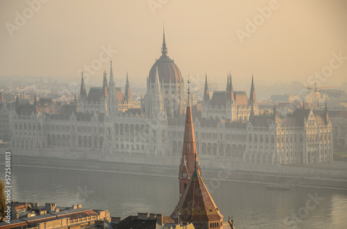 Obraz na płótnie The Hungarian Parliament building in the early summer haze. Budapest, Hungary. w salonie