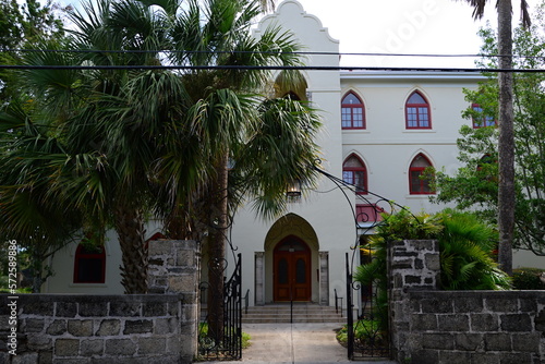Fototapeta Naklejka Na Ścianę i Meble -  Historical Building in the Old Town of St. ASugustine, Florida