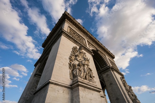 The arc DE triomphe in Paris, France photo