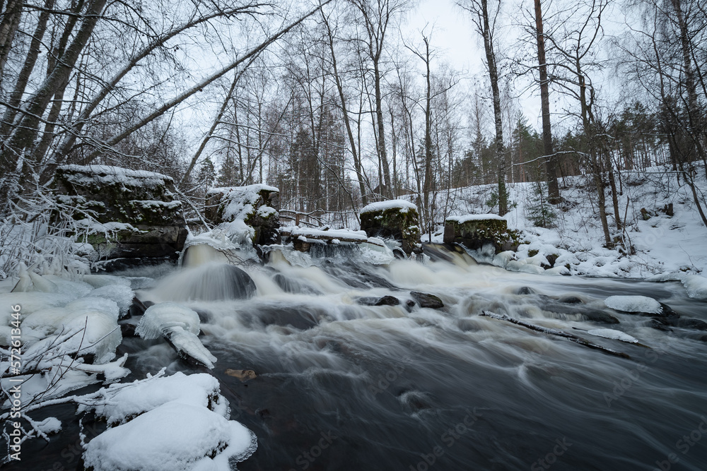 Fototapeta premium Old bridge crossing the river