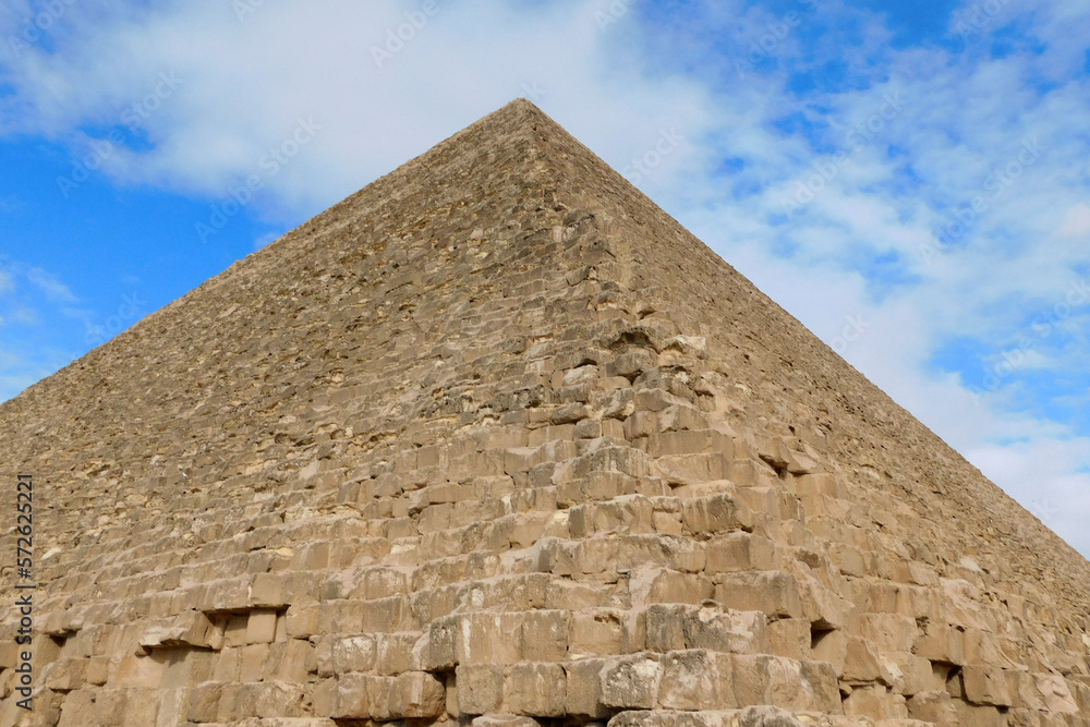 Pyramide