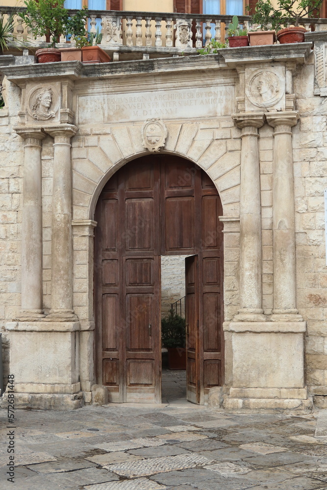 Particolari della cattedrale, di Bitonto, Puglia, Italia