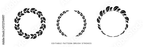 Set of leaves pattern brush template