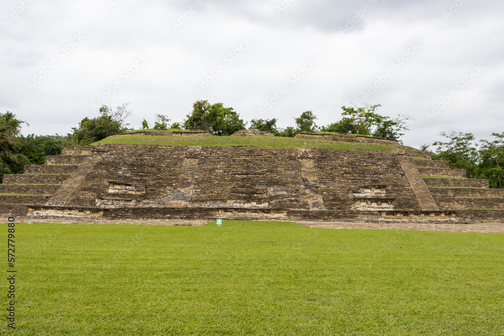 Zona arqueológica El Tajín, en Papantla, Veracruz, México. Zona arqueológica El Tajín, en Papantla, Veracruz, México.